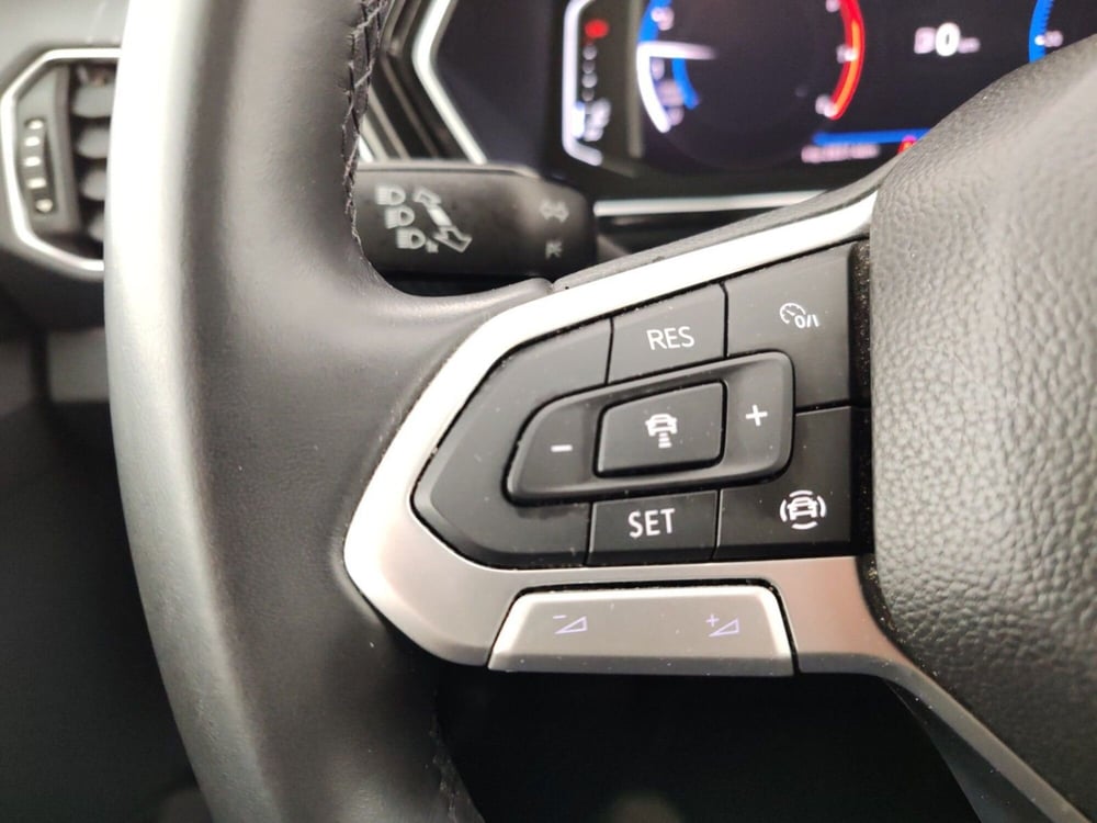 Volkswagen T-Cross usata a Massa-Carrara (15)