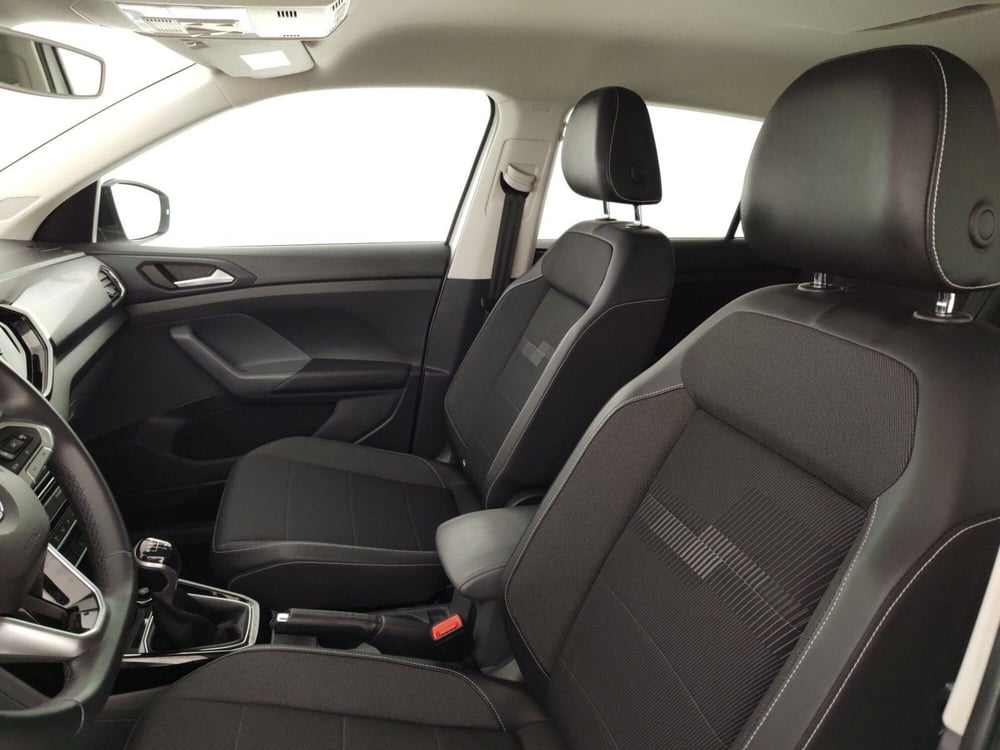 Volkswagen T-Cross usata a Massa-Carrara (9)