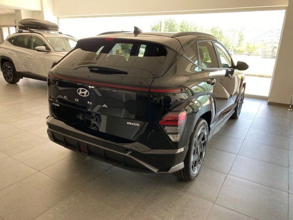 Hyundai Kona nuova a Benevento (10)