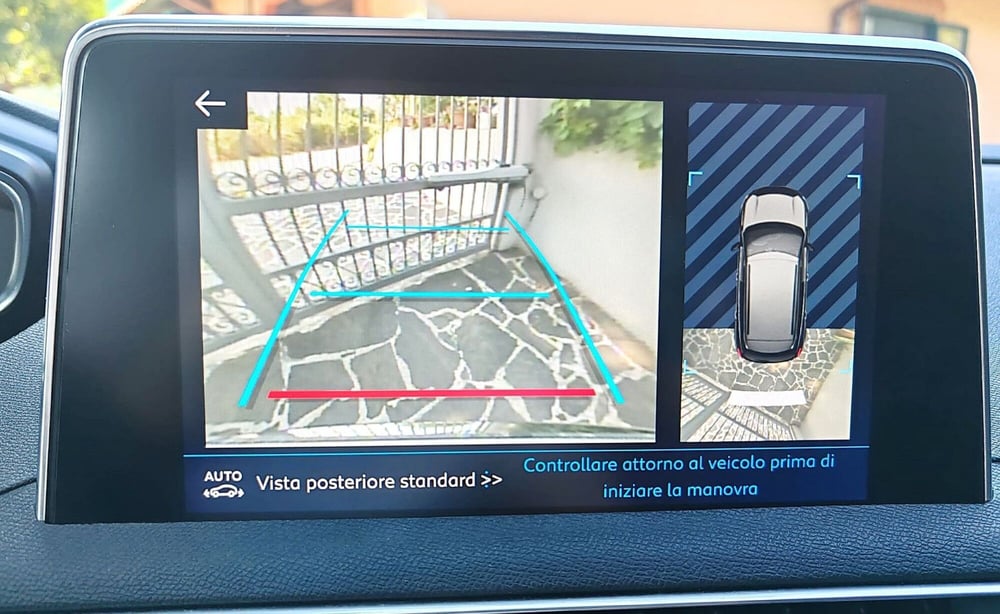 Peugeot 3008 usata a Benevento (9)