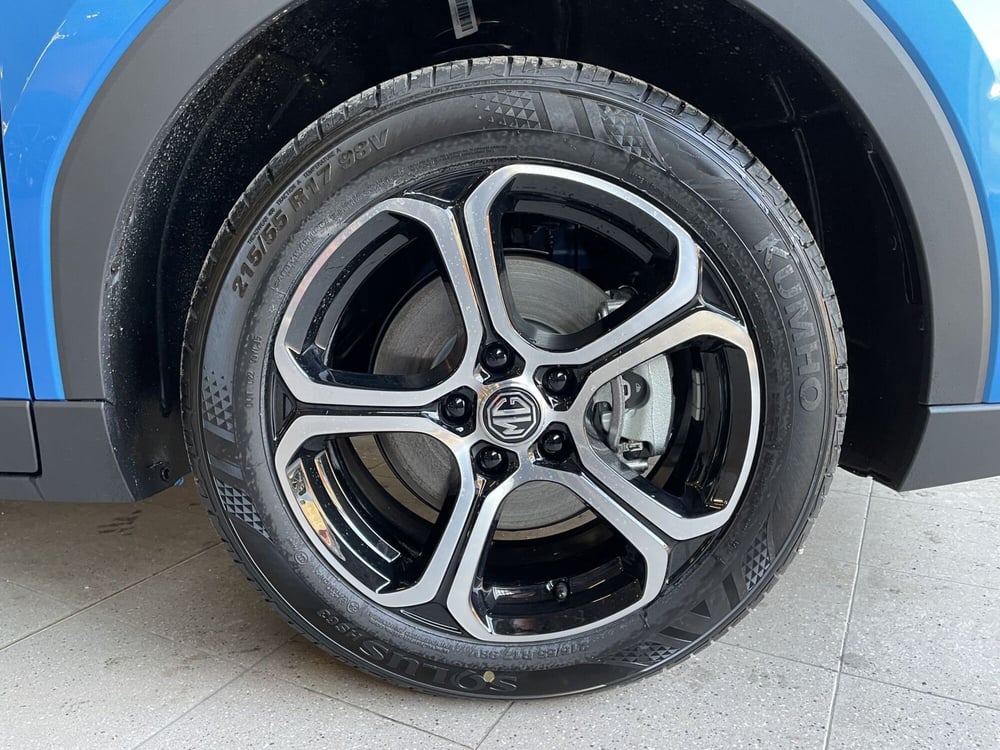Mg ZS nuova a Monza e Brianza (16)