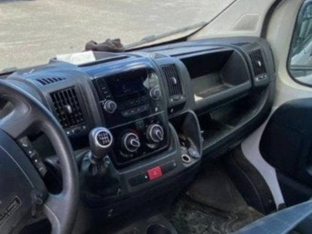 Fiat Ducato Furgone usata a Salerno (8)