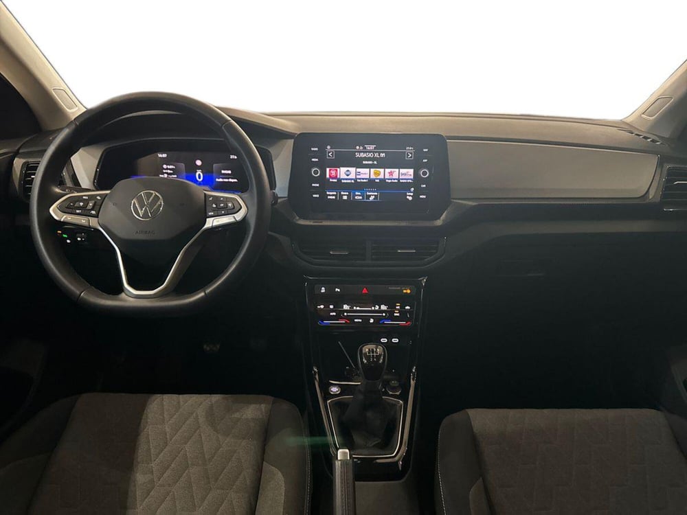 Volkswagen T-Cross usata a Prato (11)