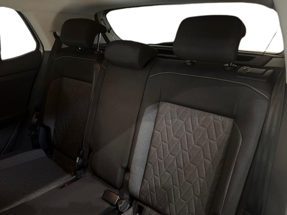 Volkswagen T-Cross usata a Prato (12)