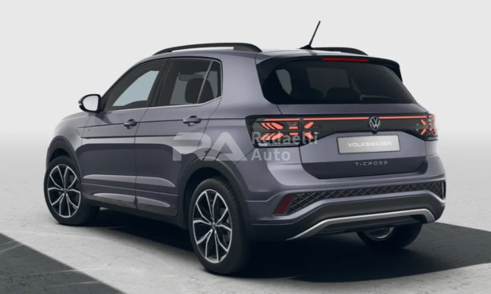 Volkswagen T-Cross nuova a Lecco (3)