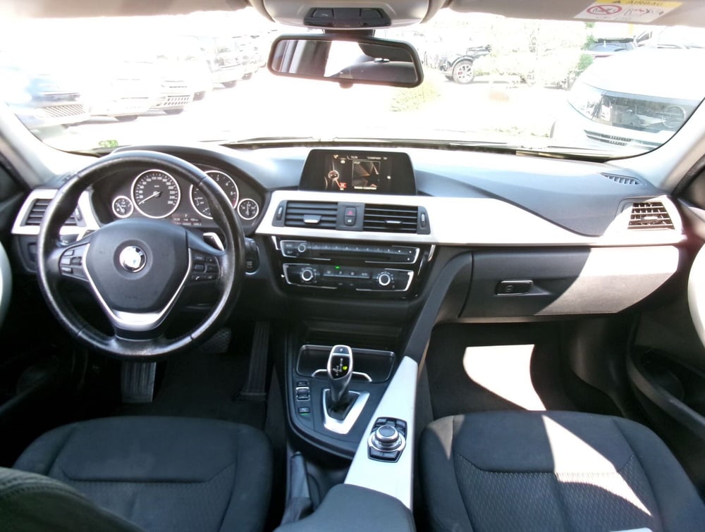BMW Serie 3 usata a Venezia (9)