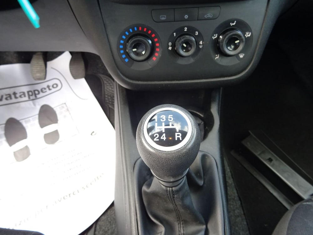 Fiat Punto usata a Lucca (14)