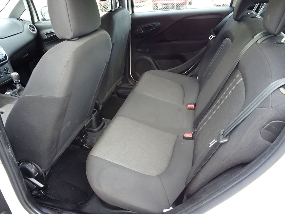 Fiat Punto usata a Lucca (15)