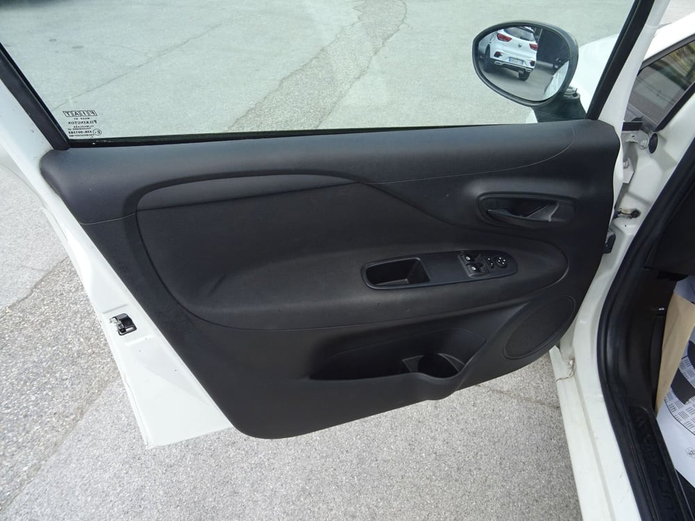 Fiat Punto usata a Lucca (8)