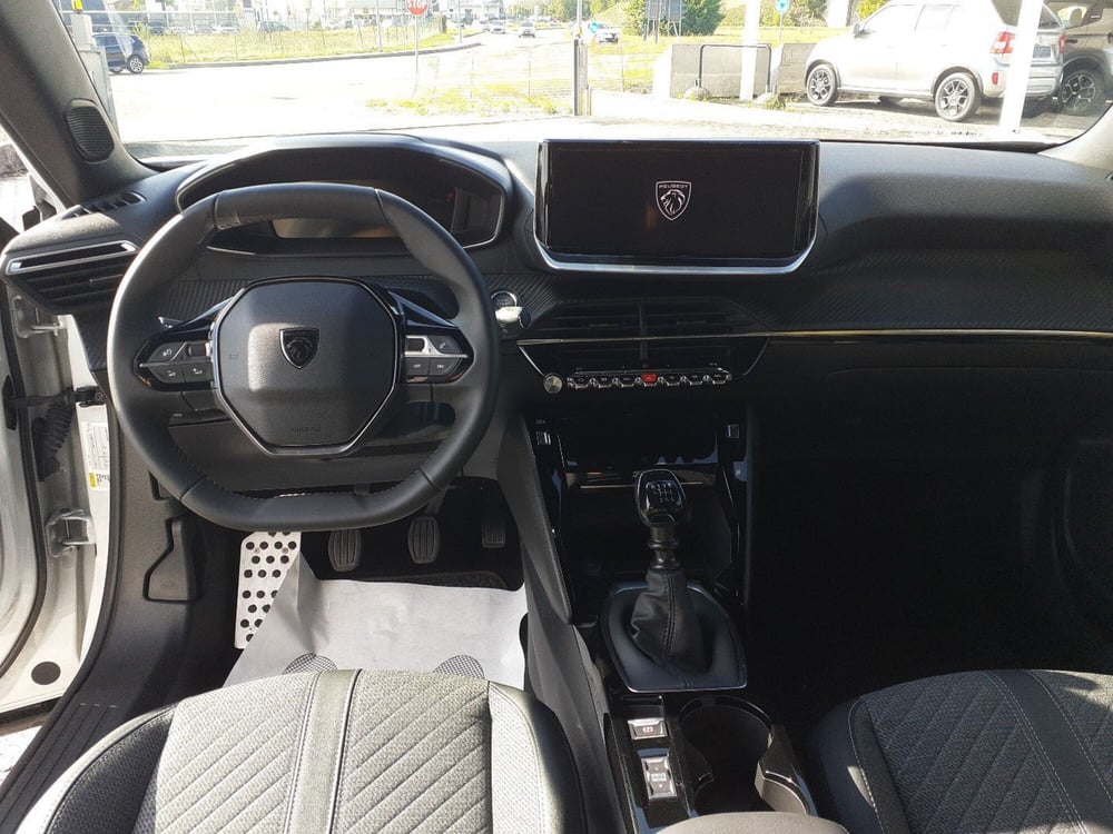 Peugeot 2008 usata a Parma (11)