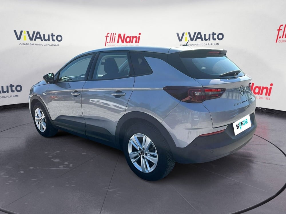 Opel Grandland usata a Massa-Carrara (16)