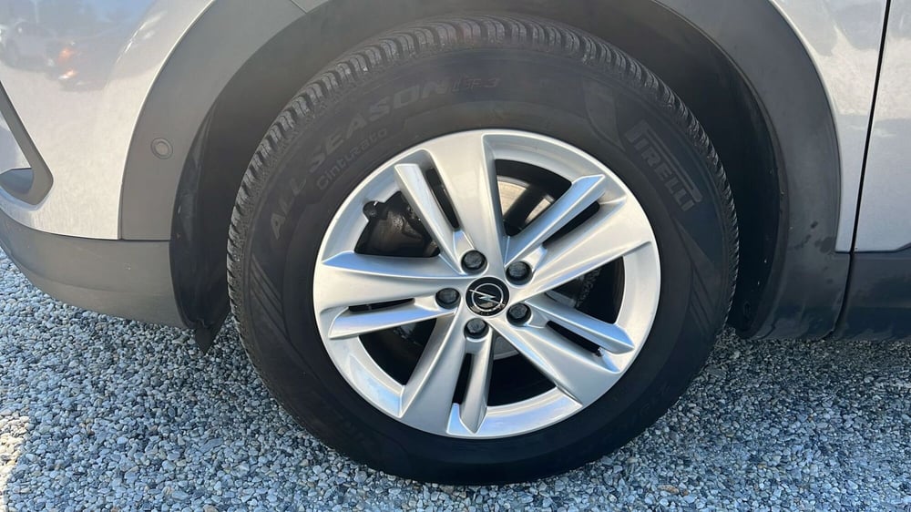 Opel Grandland usata a Massa-Carrara (17)