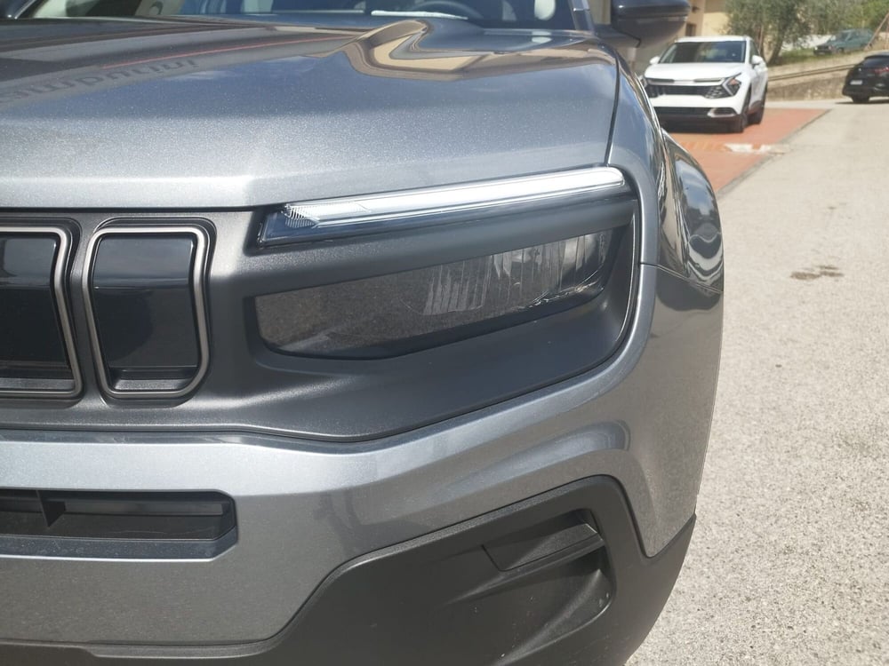 Jeep Avenger nuova a Arezzo (15)
