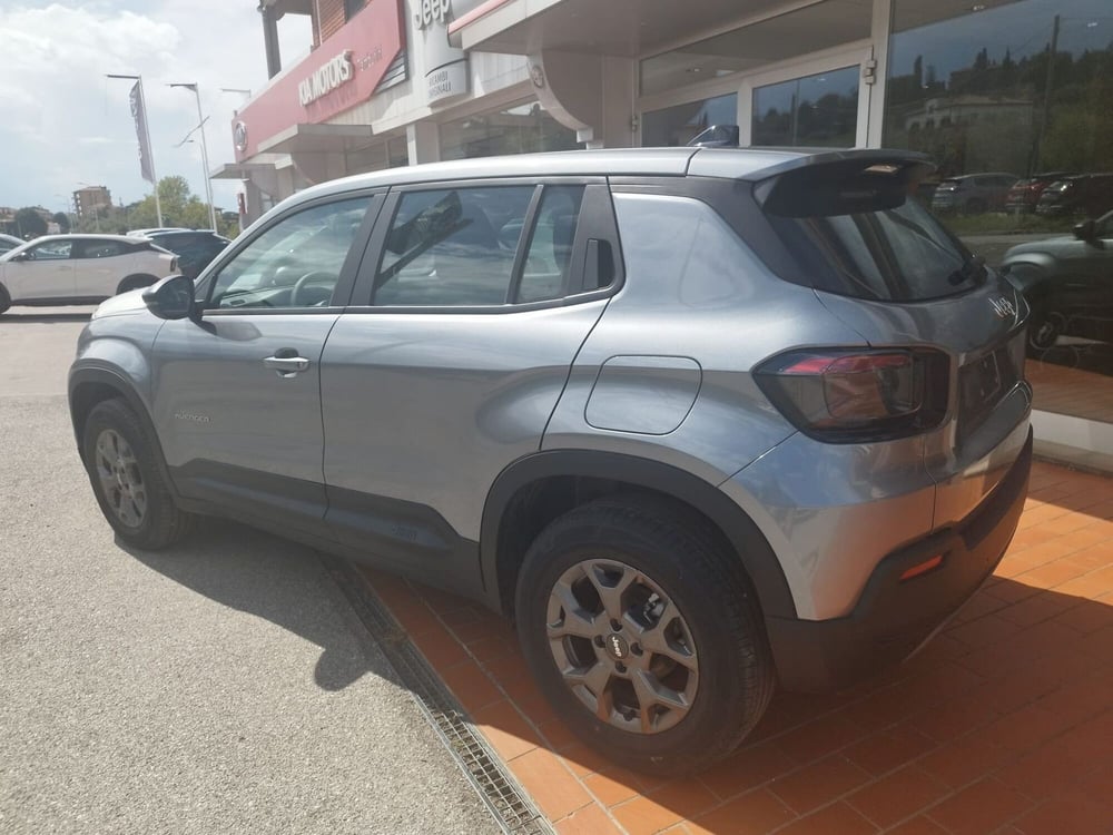 Jeep Avenger nuova a Arezzo (4)