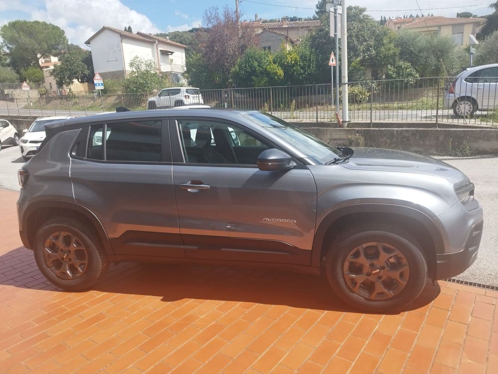Jeep Avenger nuova a Arezzo (7)