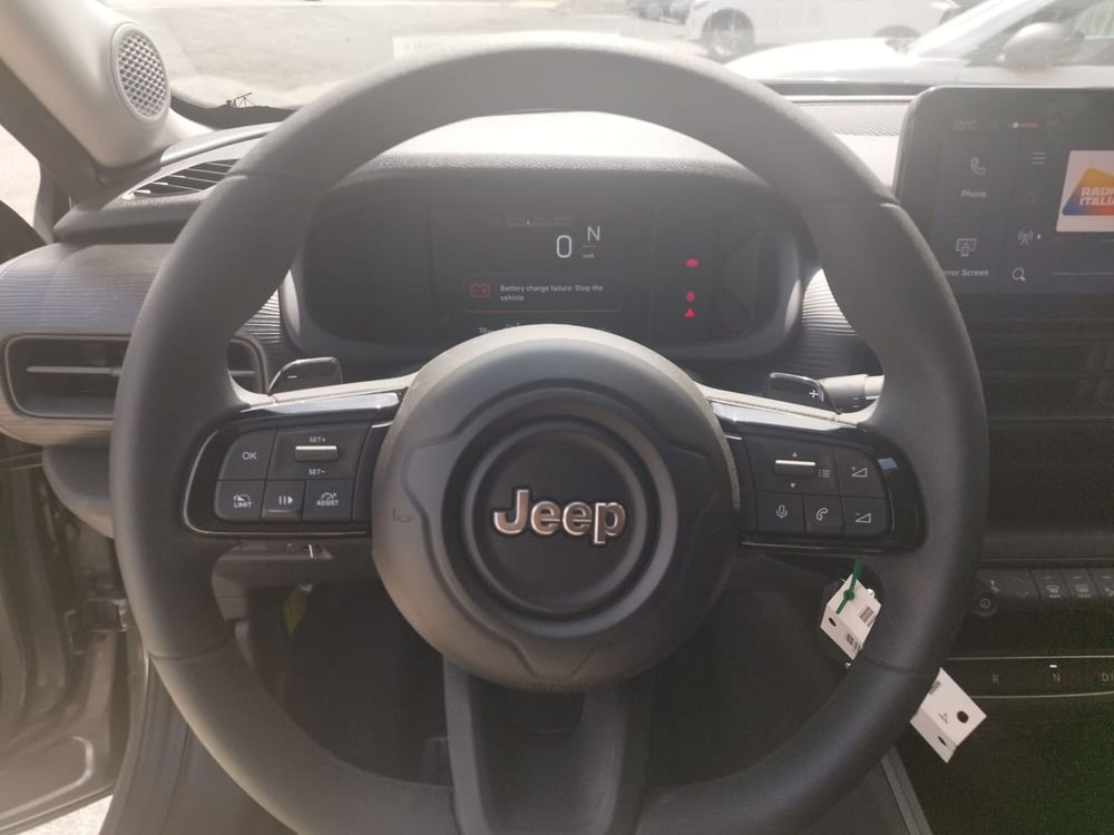 Jeep Avenger nuova a Arezzo (9)