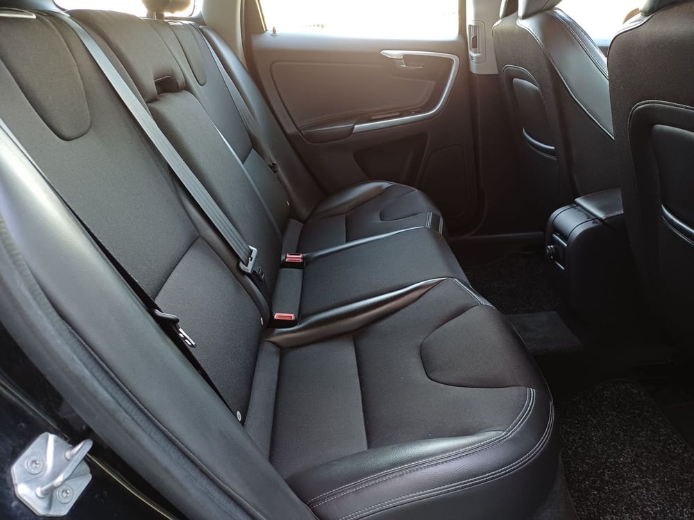 Volvo XC60 usata a Modena (9)