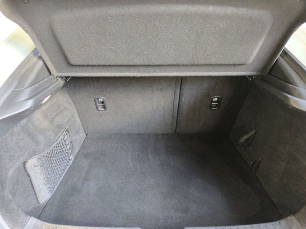 Mazda CX-30 usata a Udine (13)
