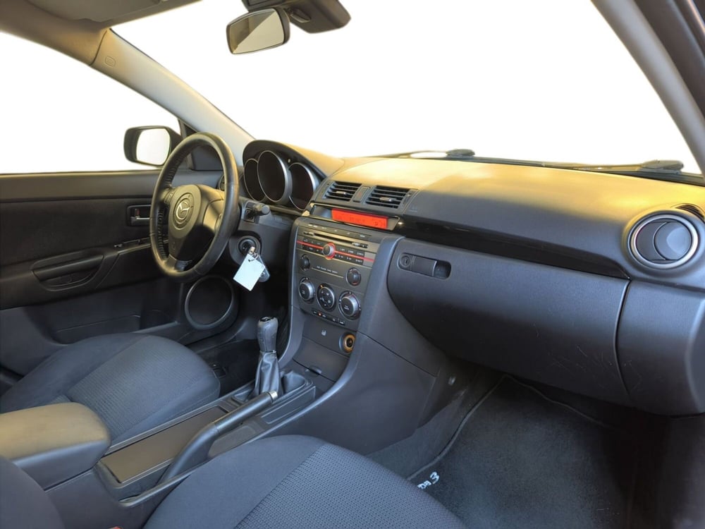 Mazda Mazda3 usata a Udine (12)