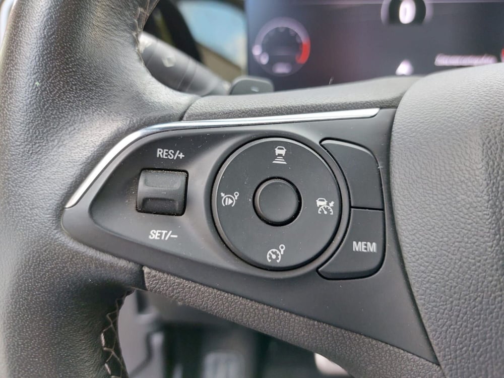 Opel Mokka usata a Pavia (11)