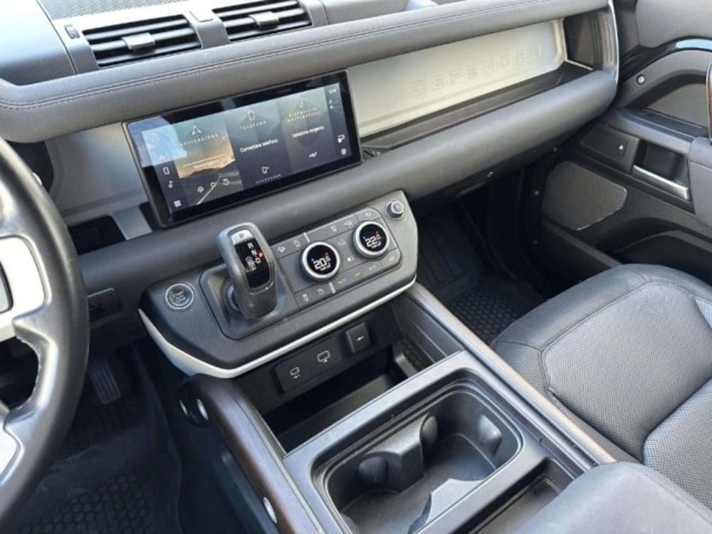 Land Rover Defender usata a Siena (13)