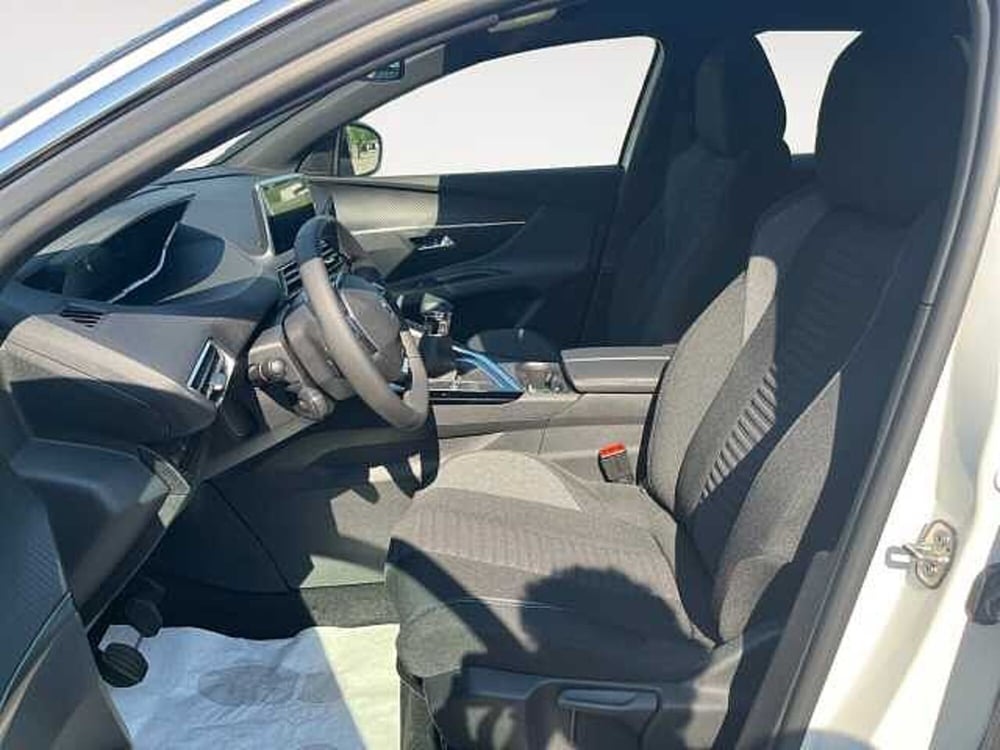 Peugeot 3008 nuova a Treviso (11)