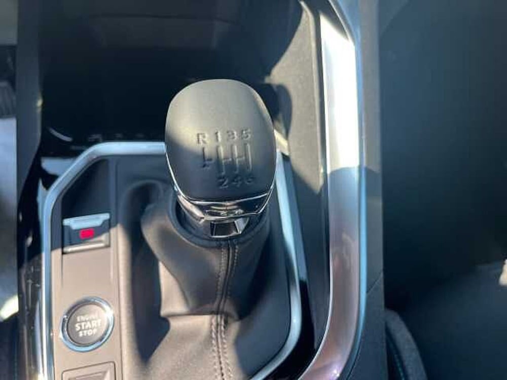 Peugeot 3008 nuova a Treviso (14)
