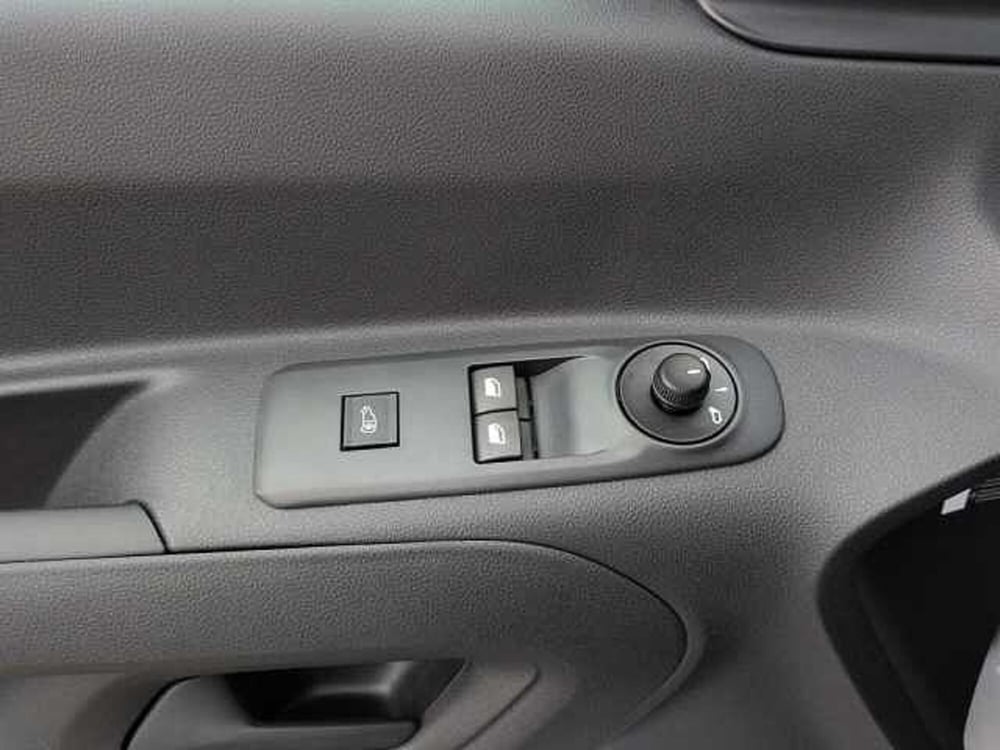 Citroen Berlingo Furgone nuova a Treviso (18)