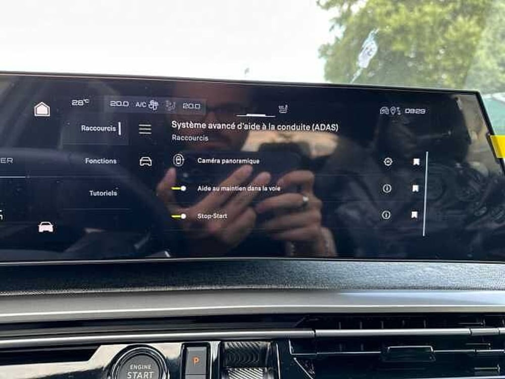 Peugeot 5008 nuova a Treviso (17)