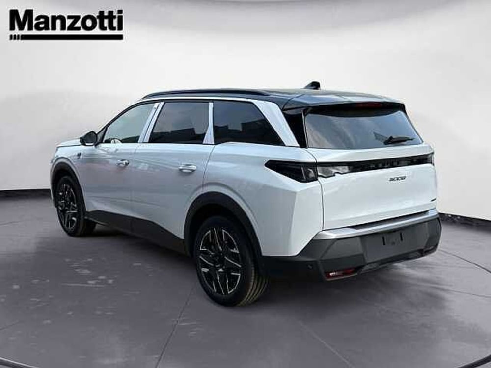 Peugeot 5008 nuova a Treviso (7)