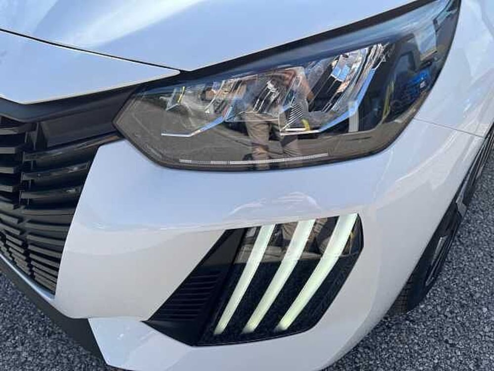 Peugeot 208 nuova a Treviso (17)