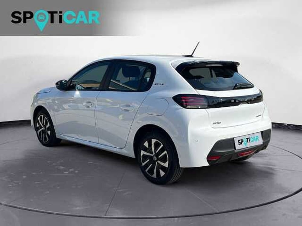 Peugeot 208 nuova a Treviso (7)