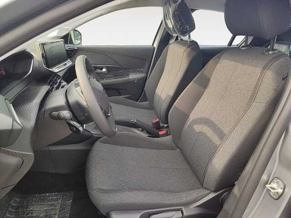 Peugeot 208 nuova a Treviso (11)