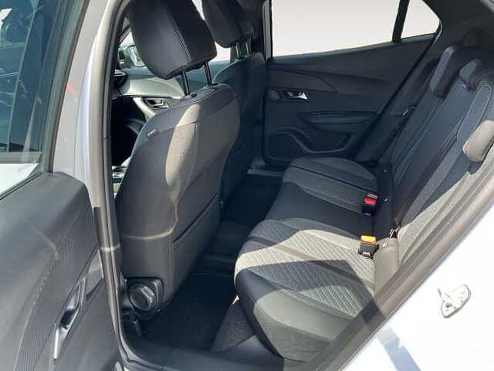 Peugeot 2008 nuova a Treviso (12)