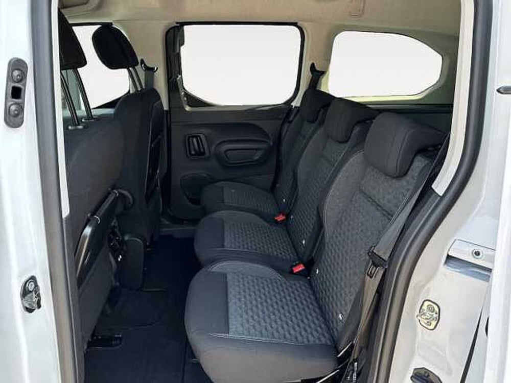 Peugeot Rifter nuova a Treviso (12)