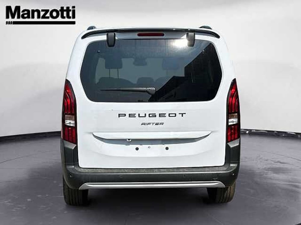 Peugeot Rifter nuova a Treviso (5)