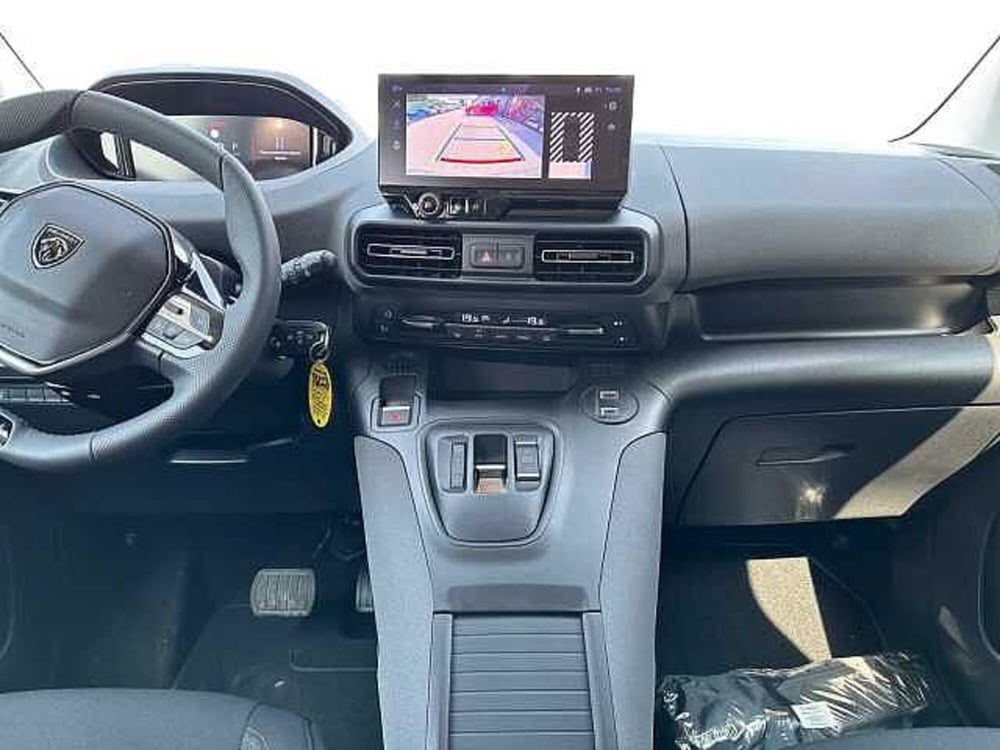Peugeot Rifter nuova a Treviso (8)