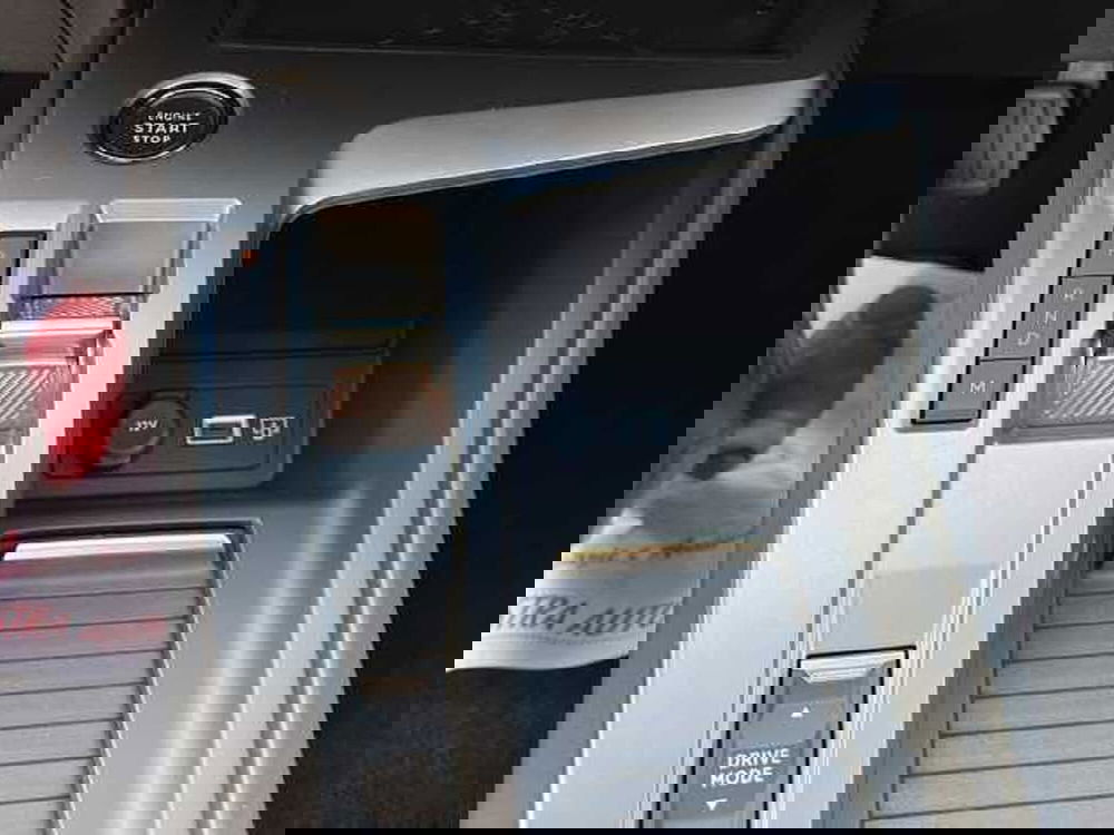 Peugeot 308 SW nuova a Treviso (14)