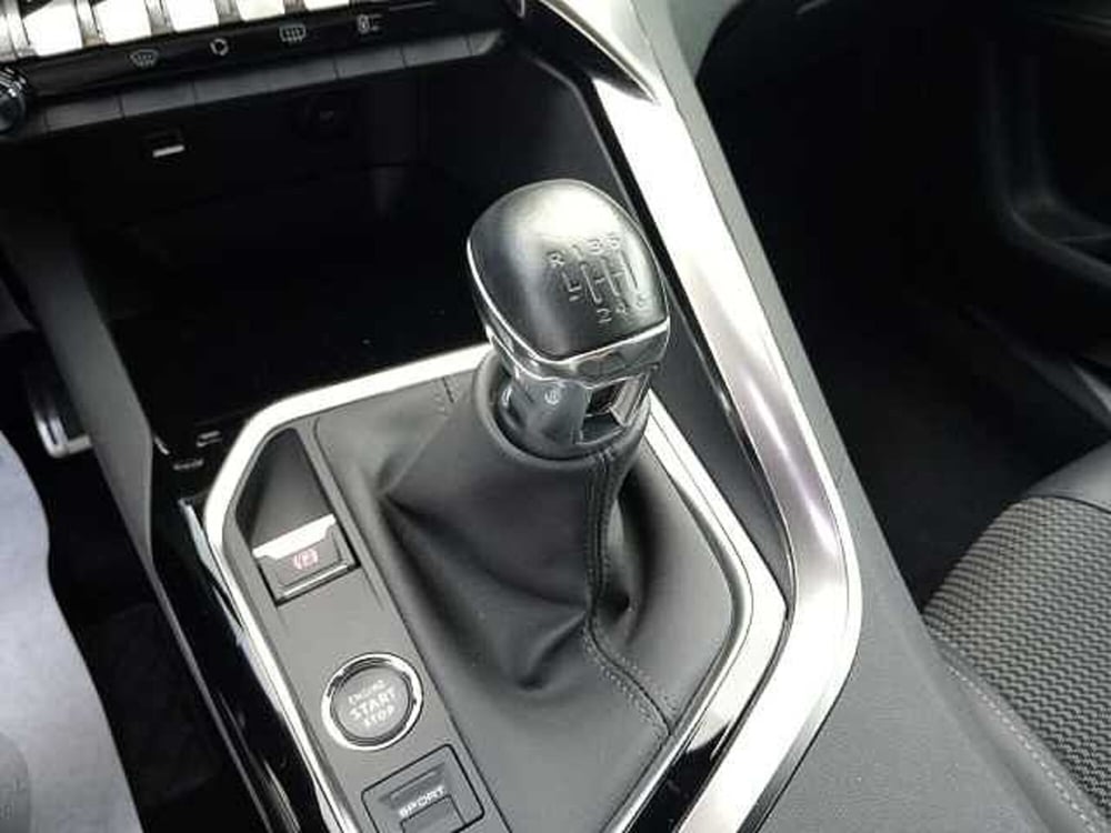 Peugeot 5008 usata a Treviso (14)