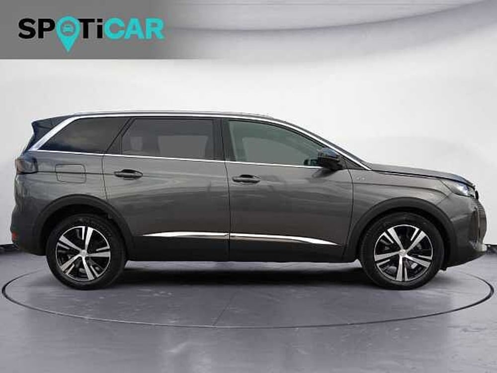 Peugeot 5008 usata a Treviso (4)