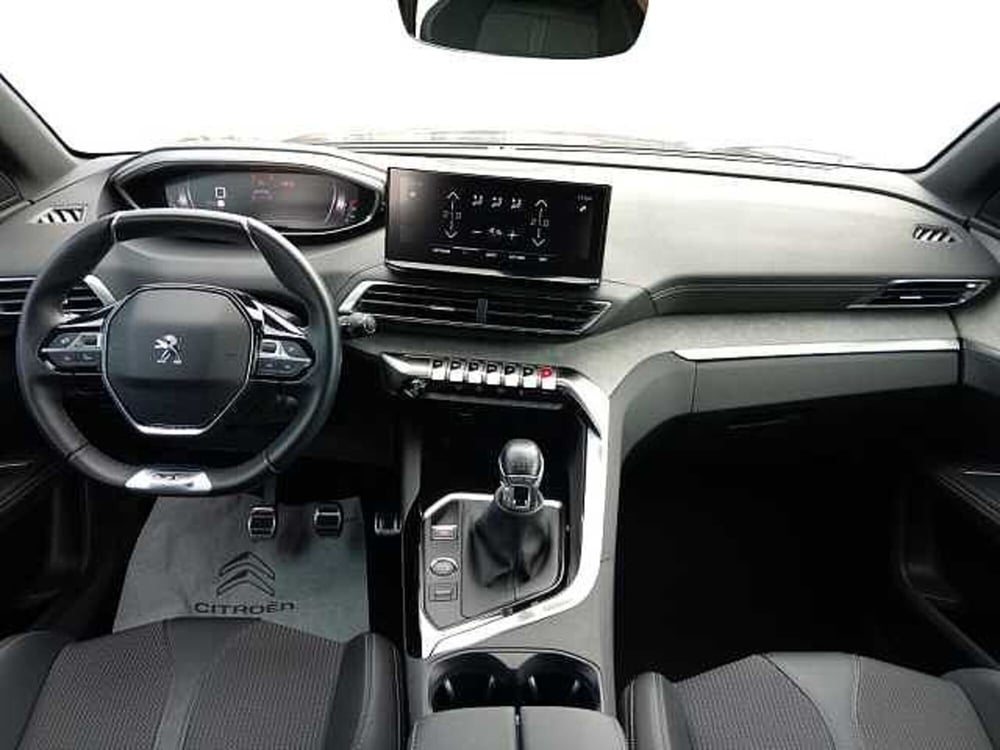 Peugeot 5008 usata a Treviso (8)