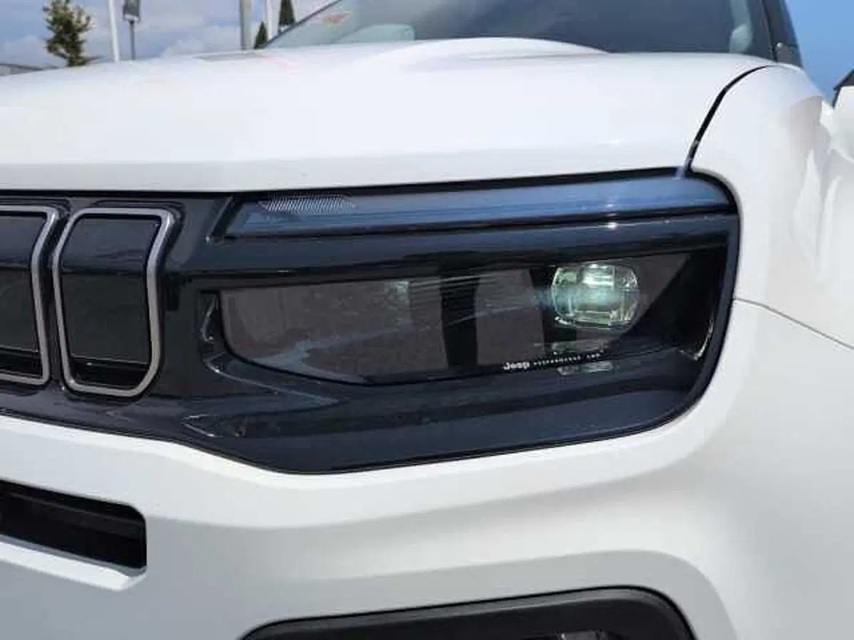 Jeep Avenger usata a Treviso (16)