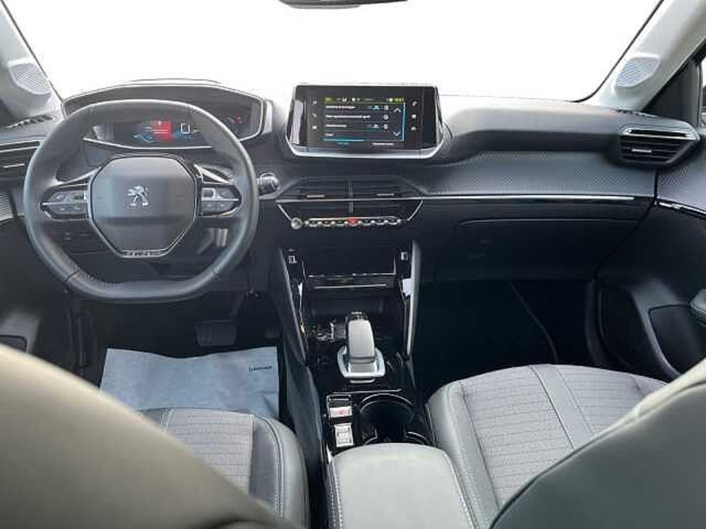 Peugeot 208 usata a Treviso (8)
