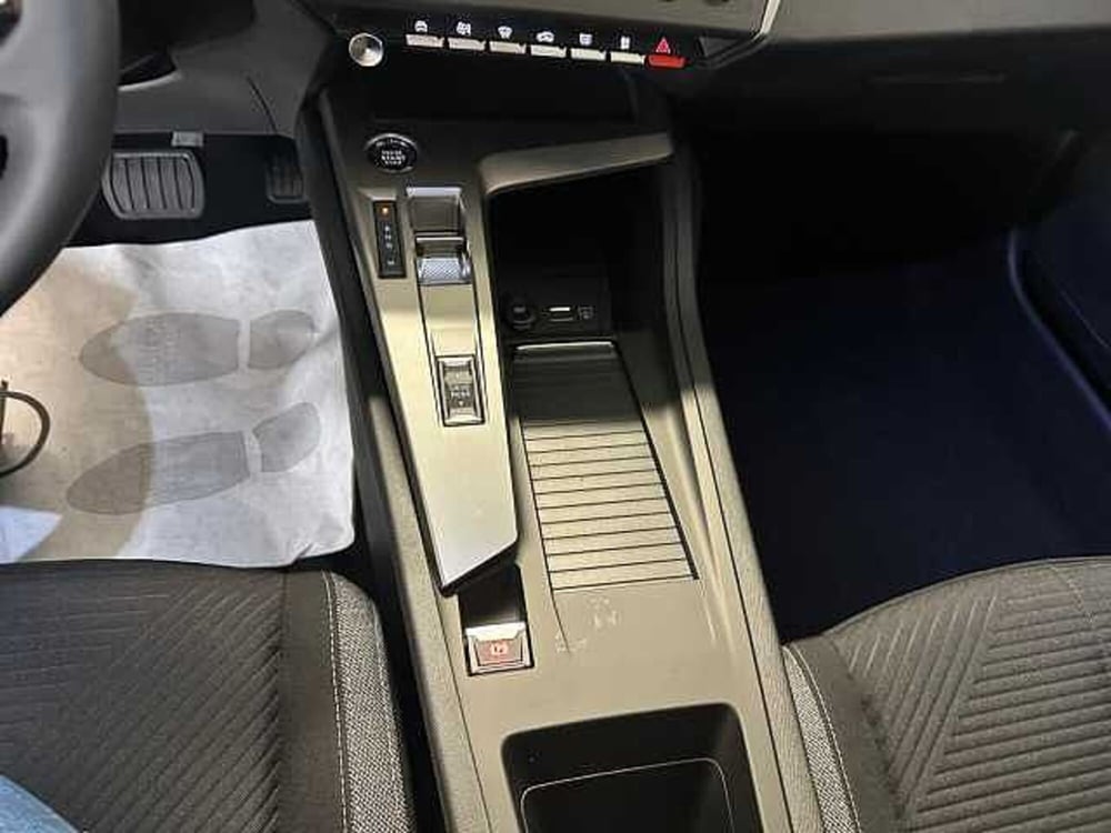 Peugeot 308 SW nuova a Treviso (20)