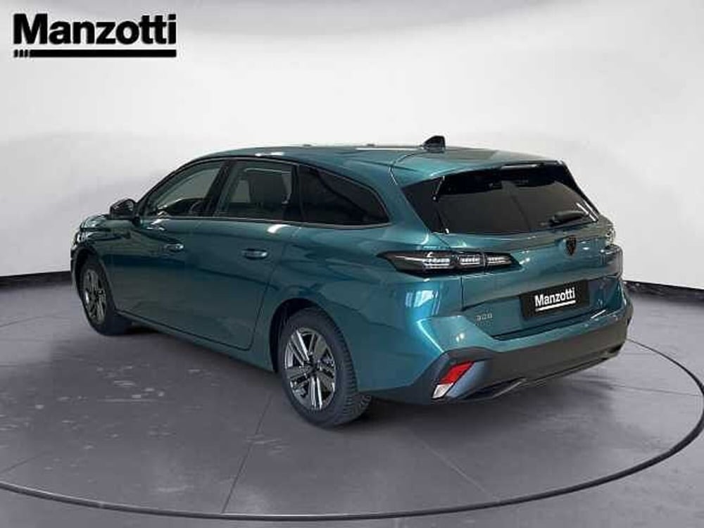 Peugeot 308 SW nuova a Treviso (7)