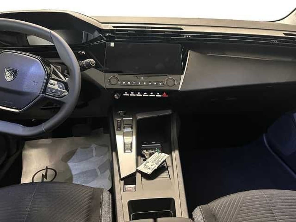 Peugeot 308 SW nuova a Treviso (8)