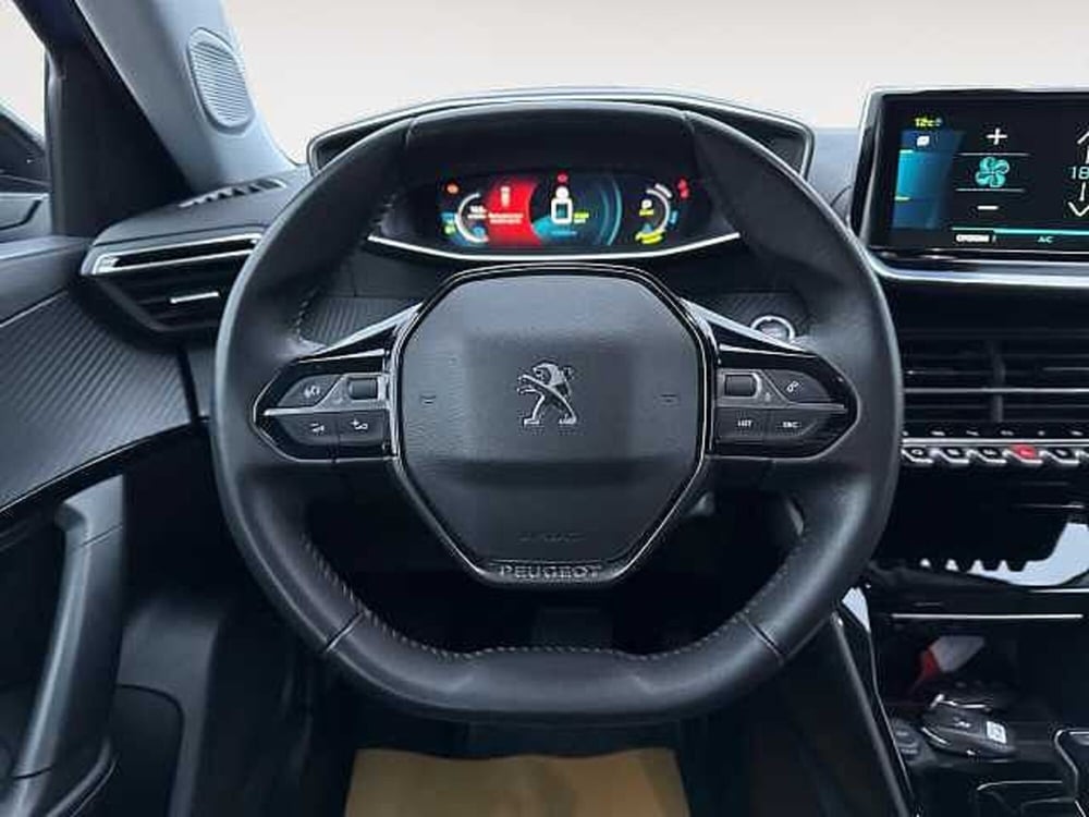 Peugeot 208 usata a Treviso (9)