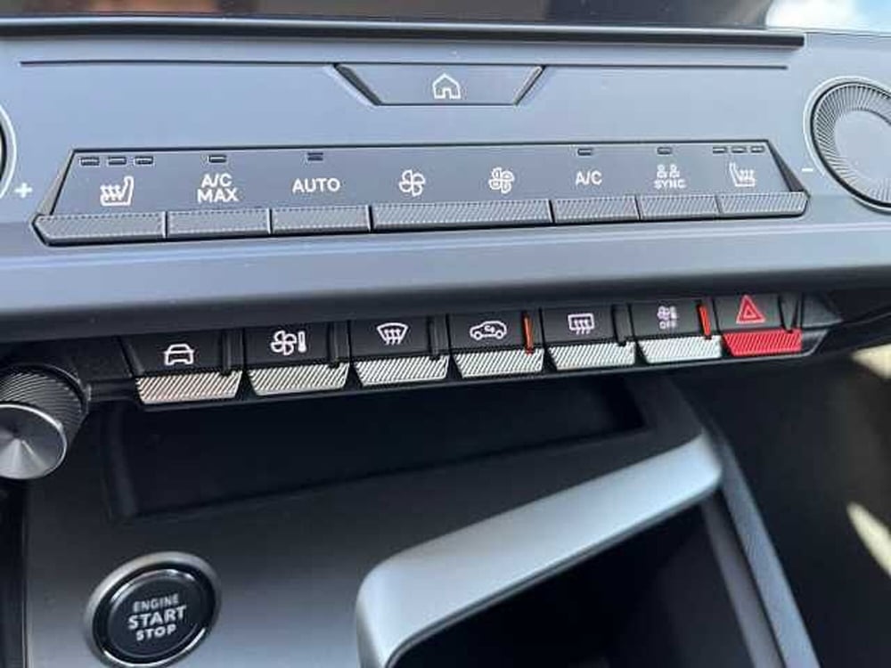 Peugeot 308 SW nuova a Treviso (19)