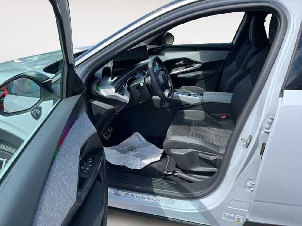 Peugeot 5008 nuova a Treviso (11)