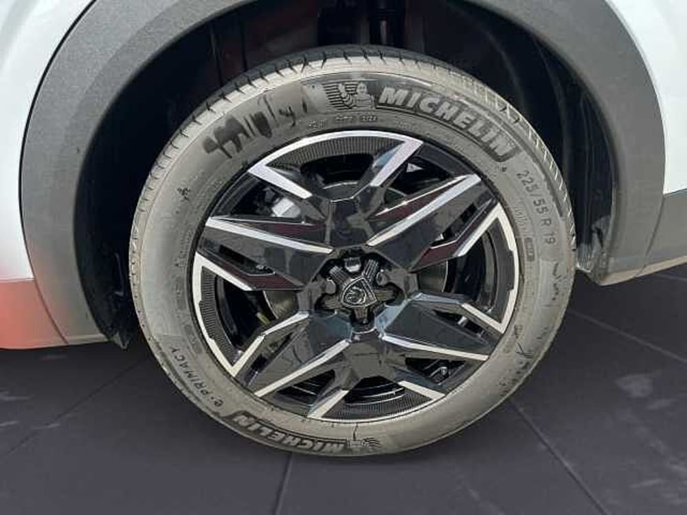 Peugeot 5008 nuova a Treviso (13)